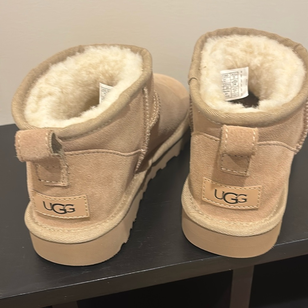 UGG boots- Classic Ultra Mini